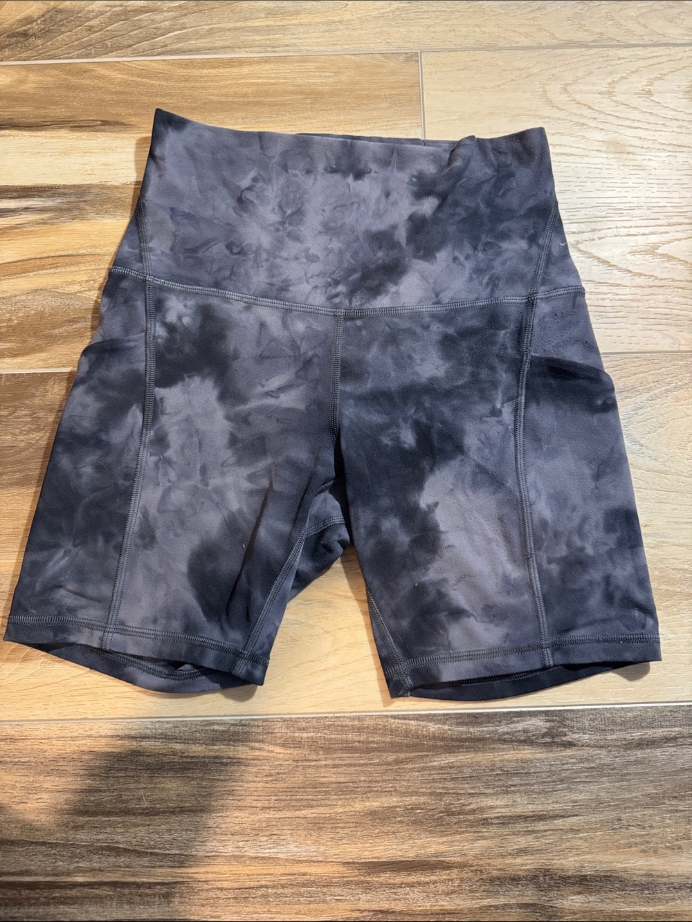 Lululemon Align High-Rise Shorts Diamond Dye Pitch Grey Women’s Size 4